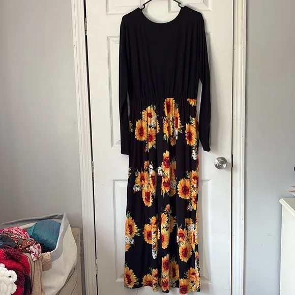 Amazon Women’s Black Sunflower Print Maxi Dress - Picture 1 of 7